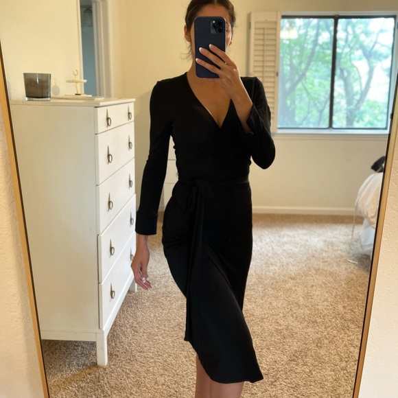 Diane vonFurstenberg classic black wrap midi dress - Picture 1 of 4